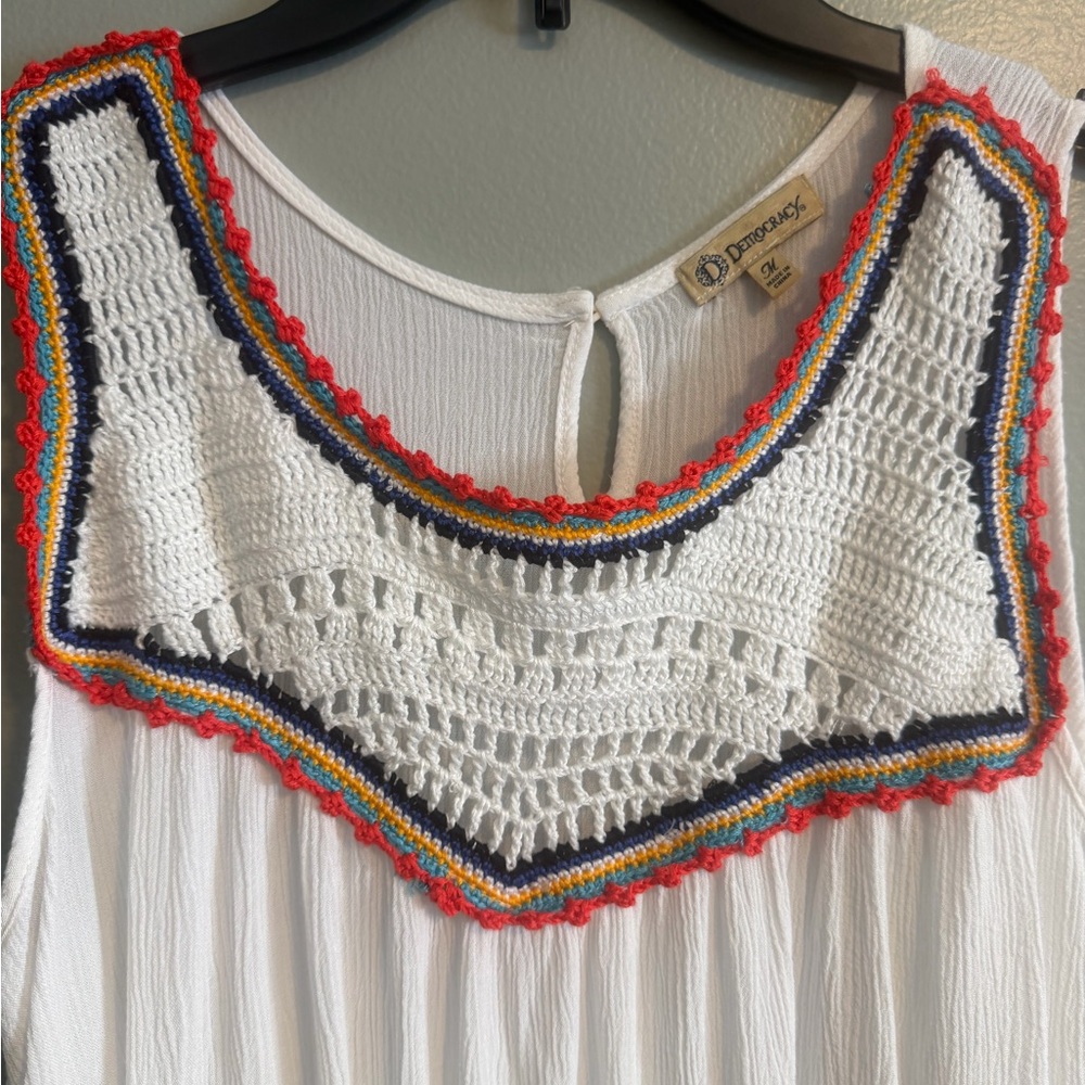 Democracy White Boho Tank Top with Multicolor Crochet Detail size medium - Picture 2 of 12